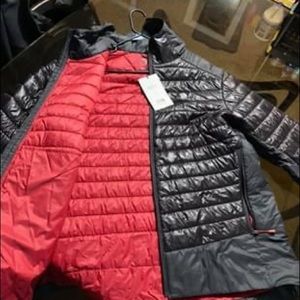 Mountain hard wear jacket